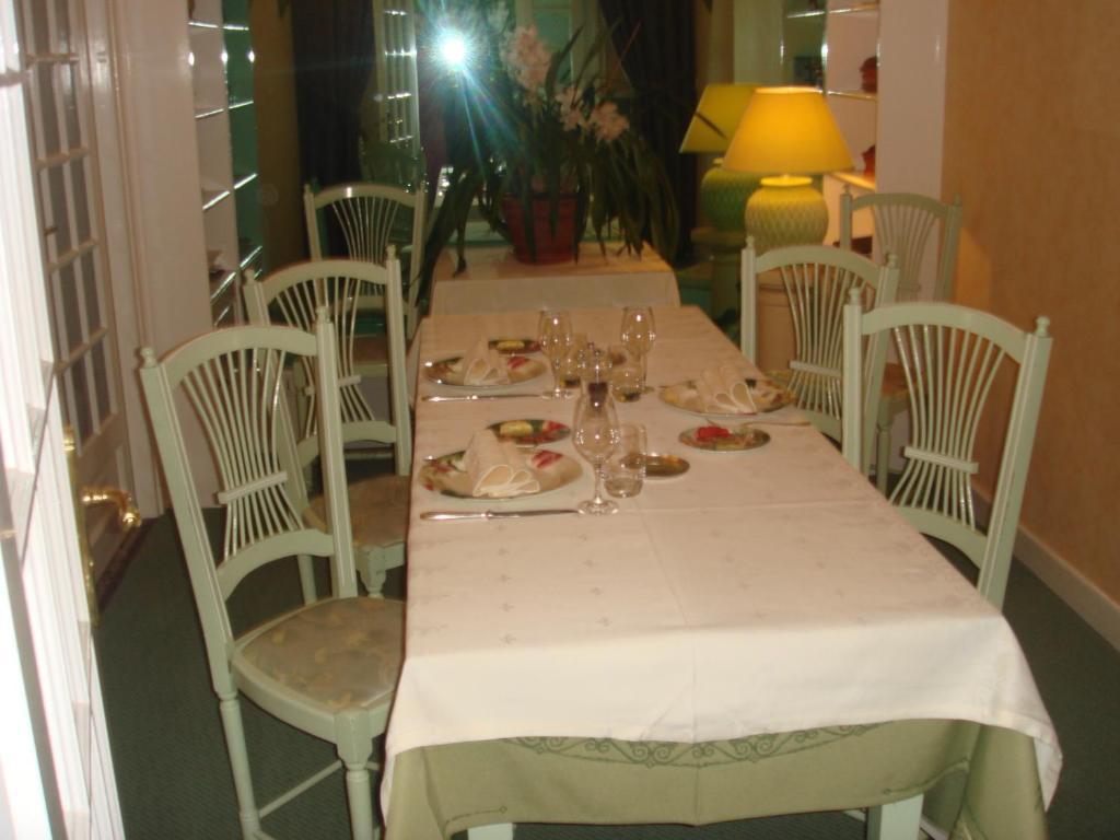 La Poste Hotel Vitry-le-Francois Exterior photo